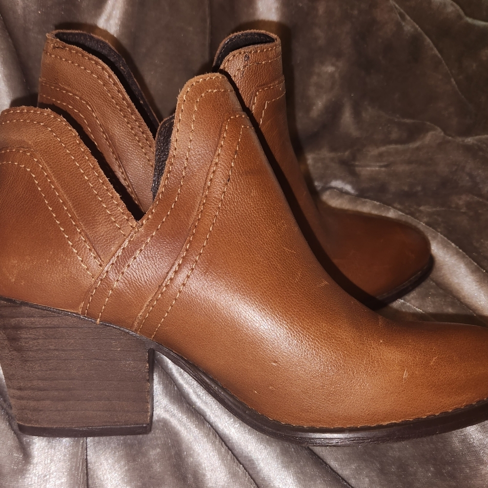 8.5M Aliee Steve Madden Brown Leather Ankle Boots, Round Toe, Designer - Picture 5 of 7